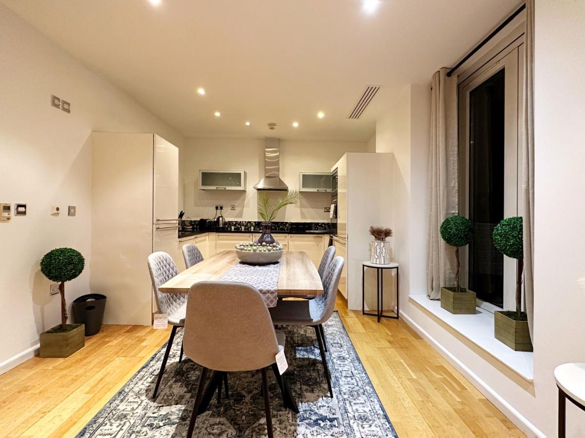 Stylish Apartment In Canary Wharf London Eksteriør bilde