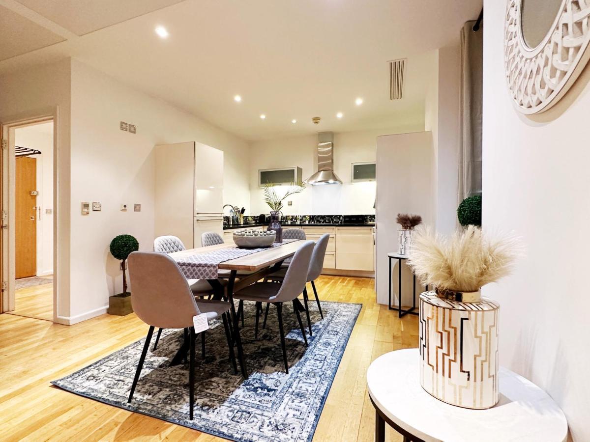 Stylish Apartment In Canary Wharf London Eksteriør bilde